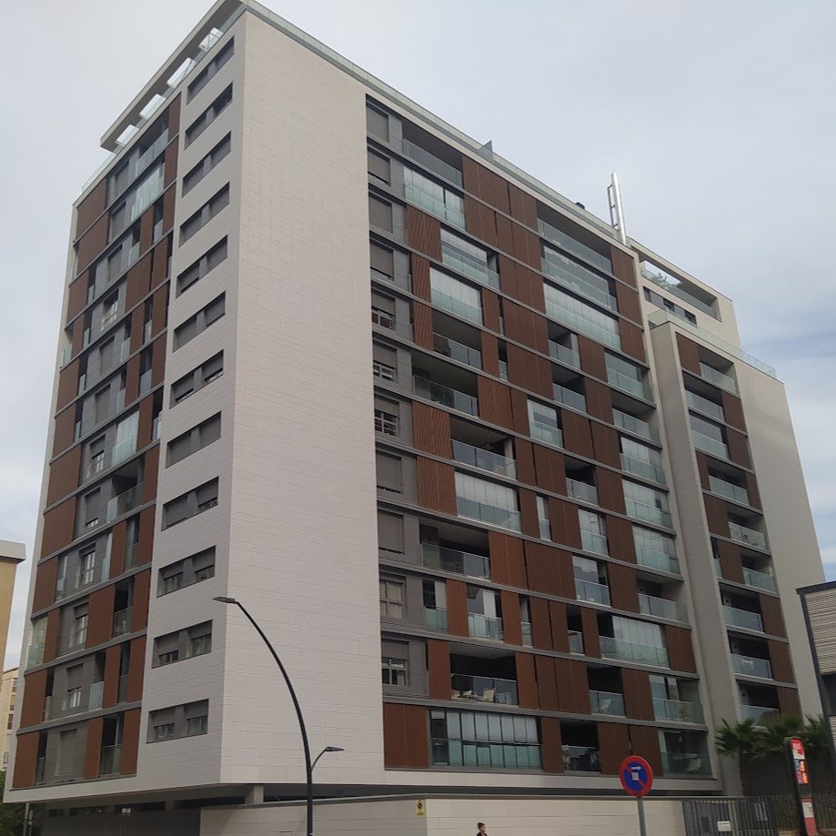 800x800 Fachada ventilada ceramica en torre de viviendas, Zaragoza